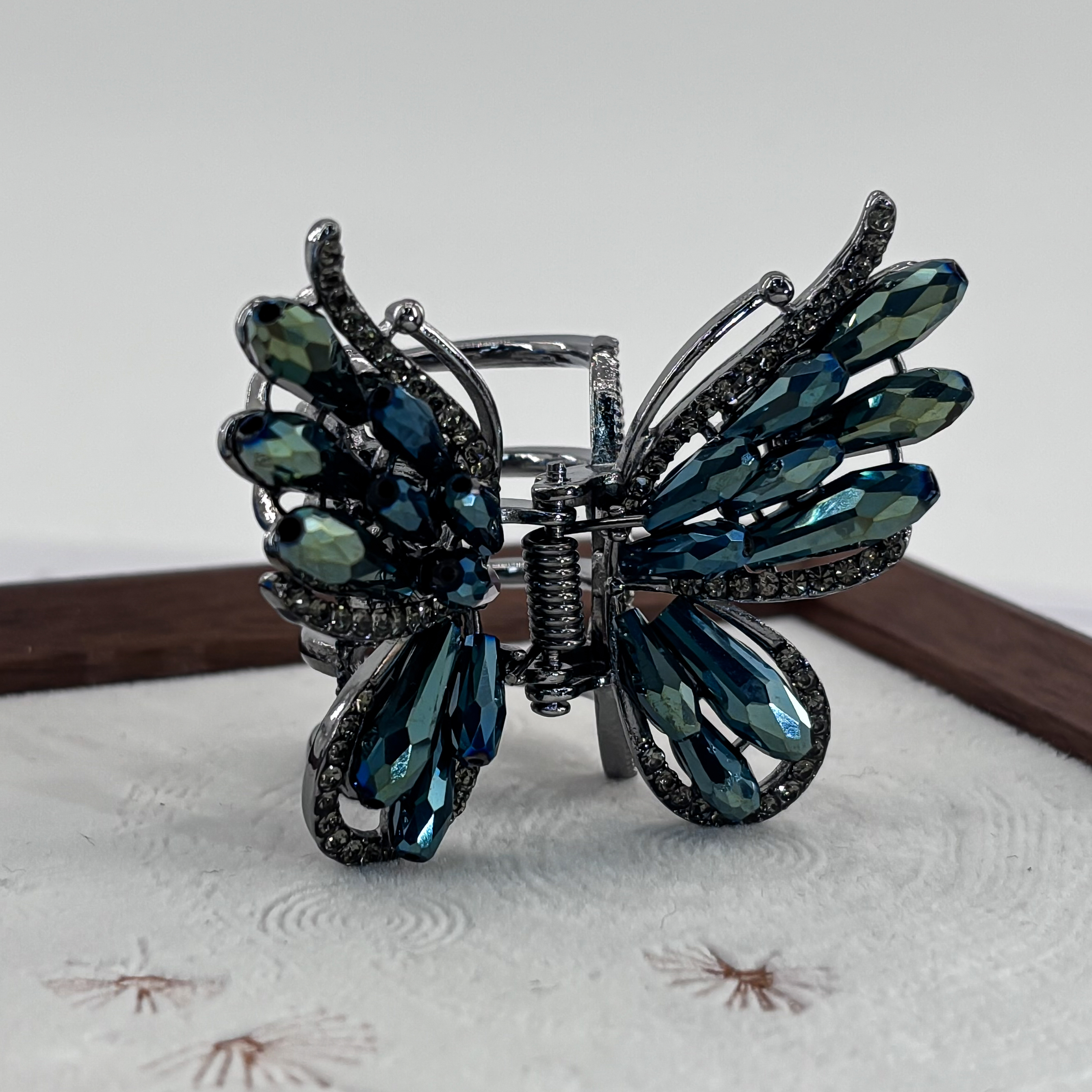 2015时尚绿蝴蝶抓夹