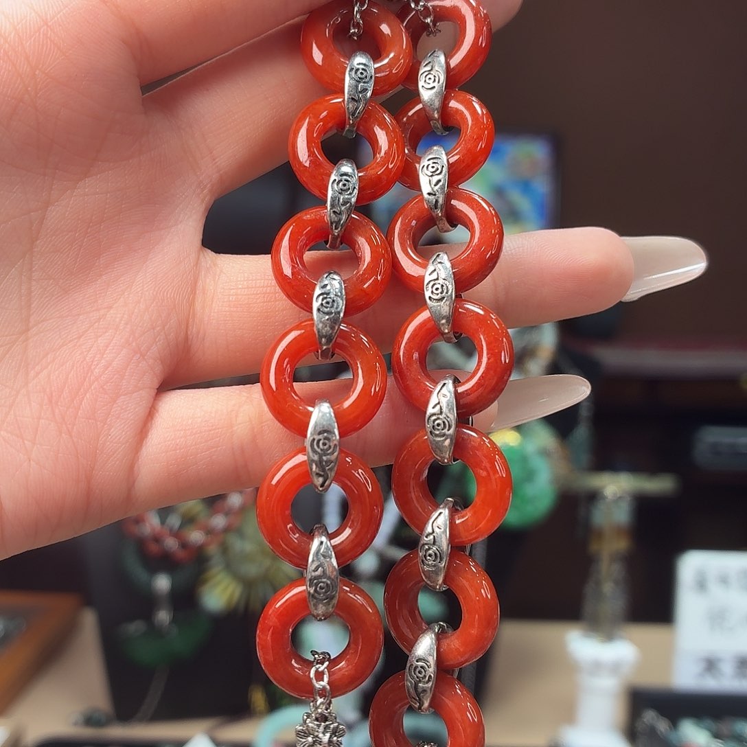 翡翠未镶嵌耳饰多样性发一手串