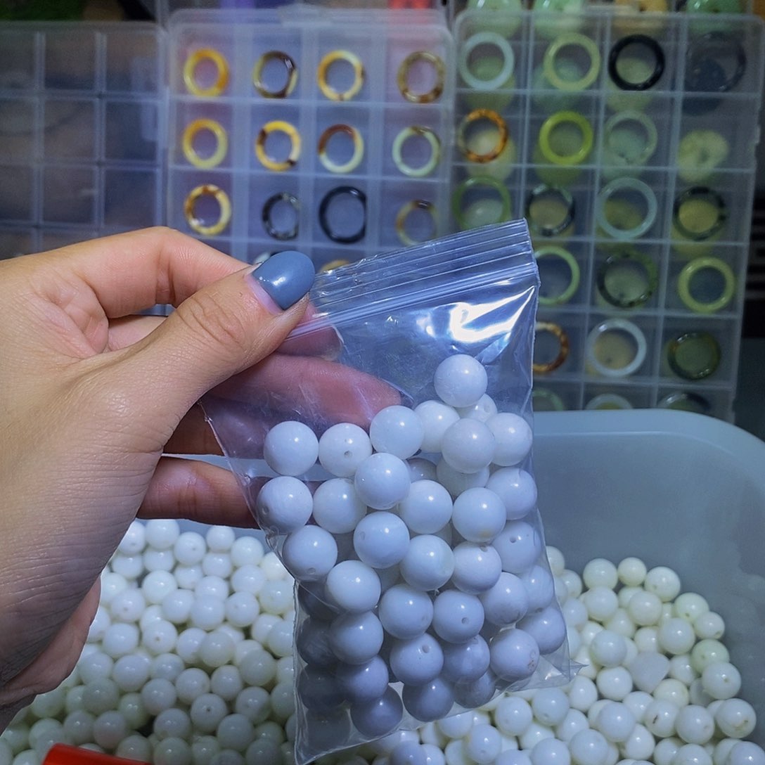 未镶嵌蛇纹石玉珠宝半成品223