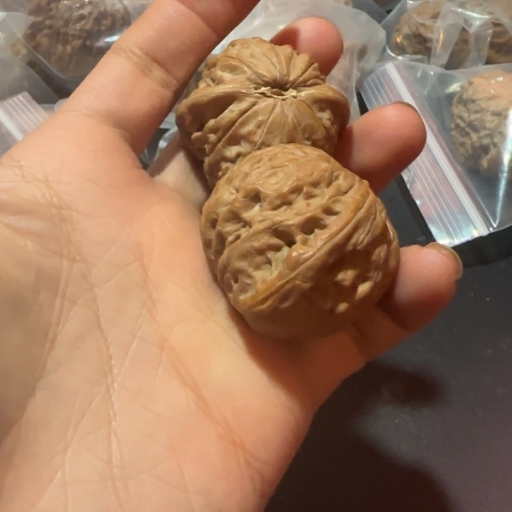 浅***兮把件文玩核桃铁锤