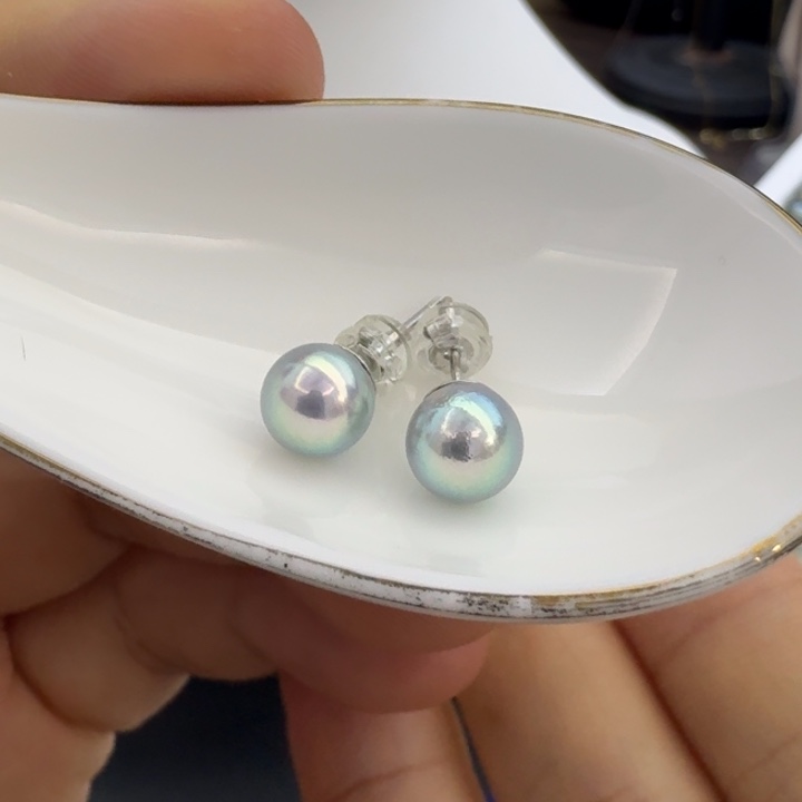 未镶嵌海水珍珠耳饰