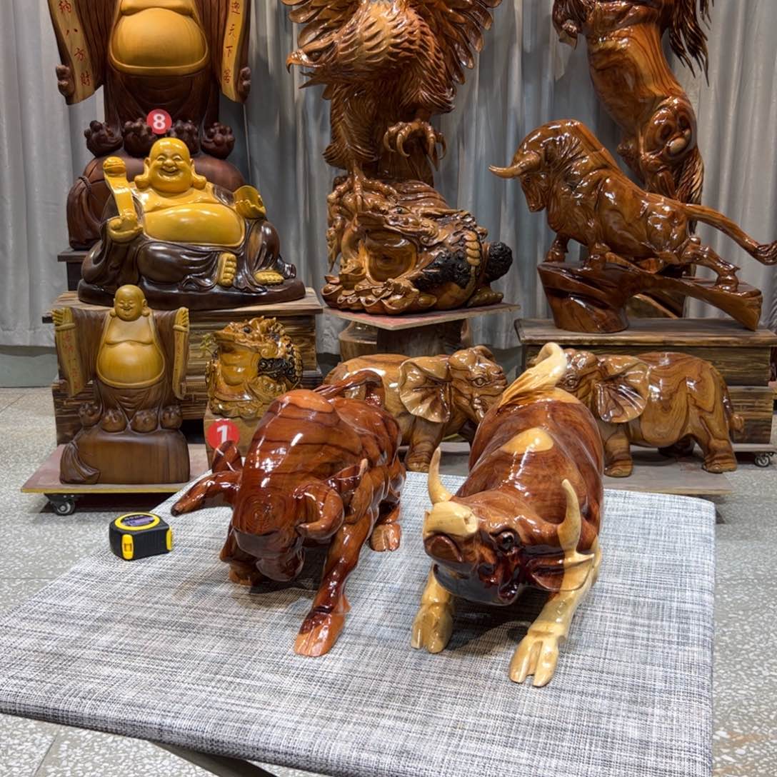 美***）香樟木实木根雕摆件牛