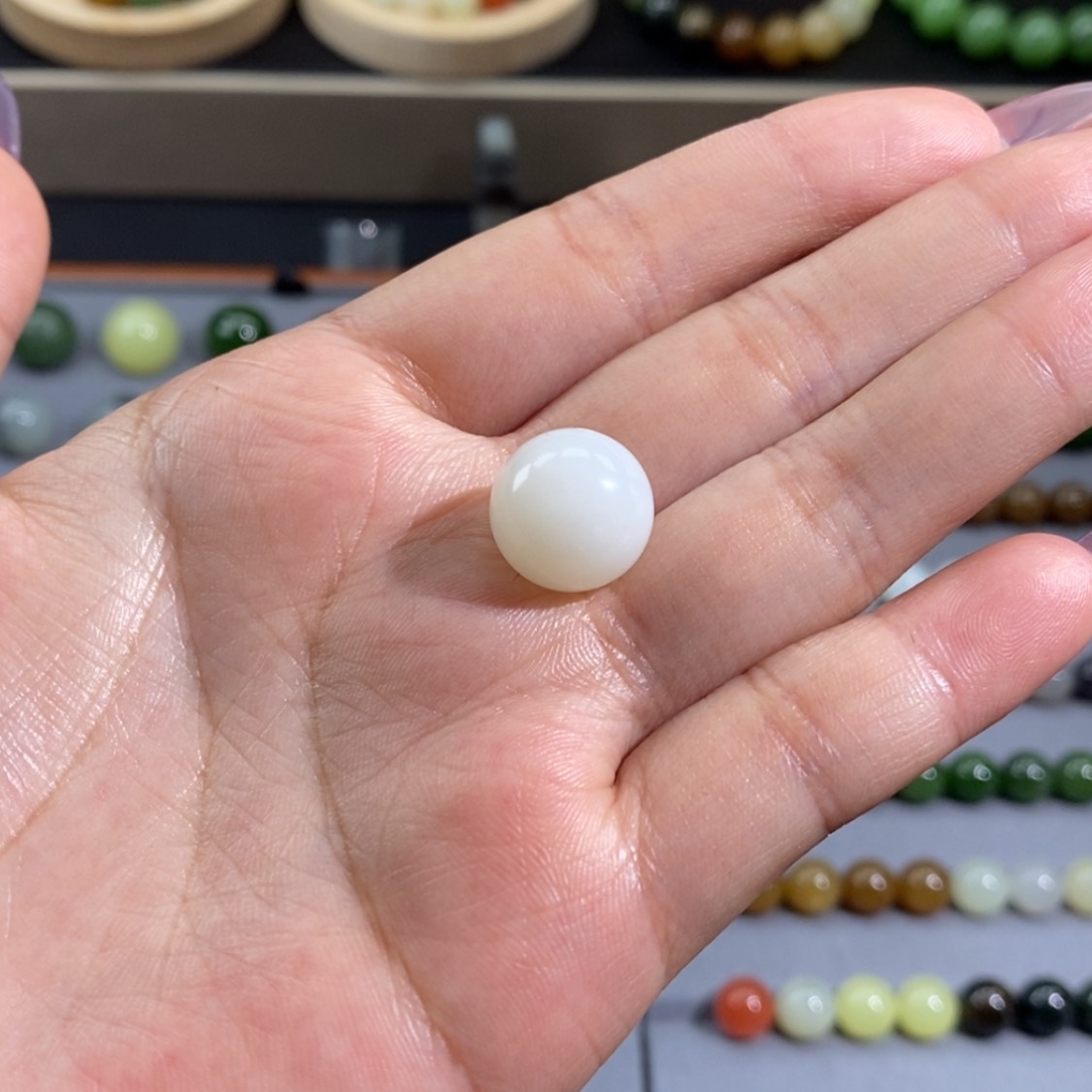 【闪购商品】和田玉颈饰未镶嵌花*百