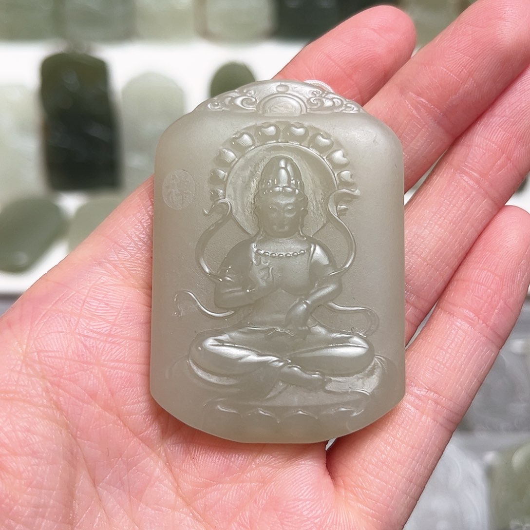 和田玉颈饰未镶嵌