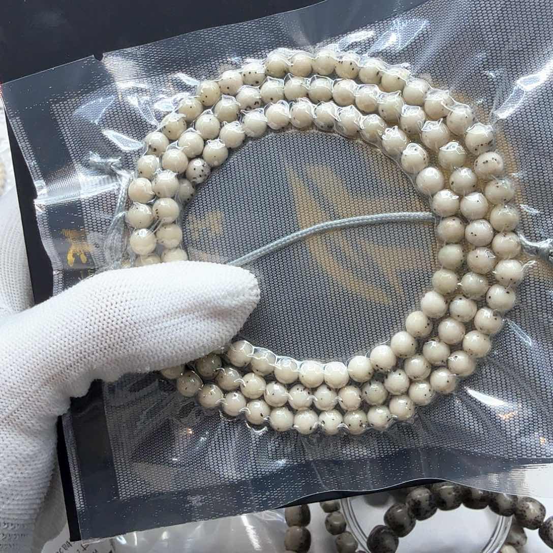 星月菩提吊坠6冰白圆珠108 6左右