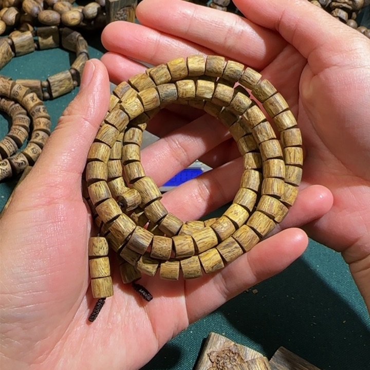 沉香手串凡**满白棋淳化老料多圈随形树心桶珠0.8/29克