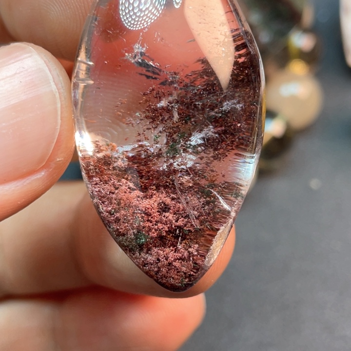 未镶嵌颈饰水晶沈***我