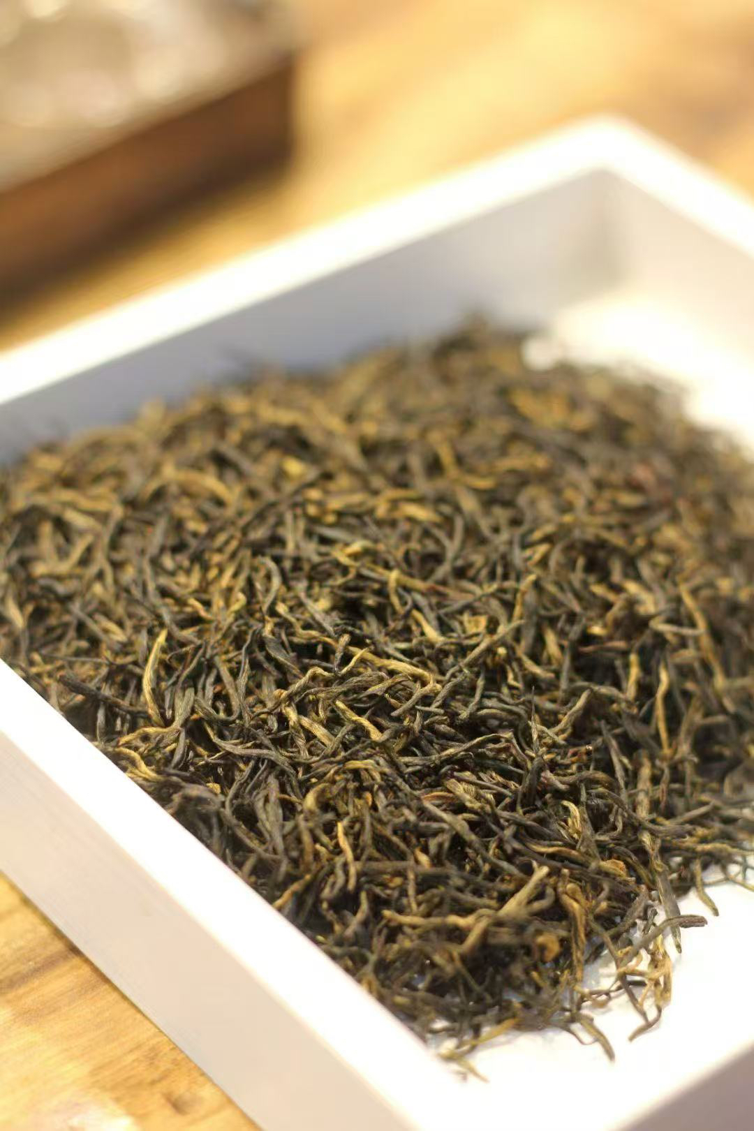 明前祁红金针 好茶自然甜 花果蜜香 口感醇甘馥郁！