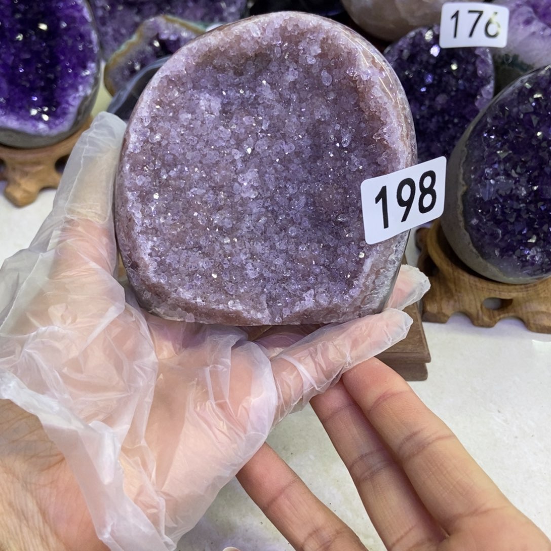 紫晶未镶嵌大型摆件（非配饰）