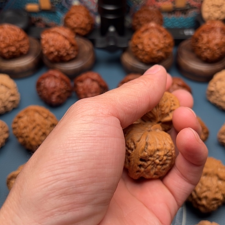 桃核吊坠b****e发哥哥哥哥哥哥