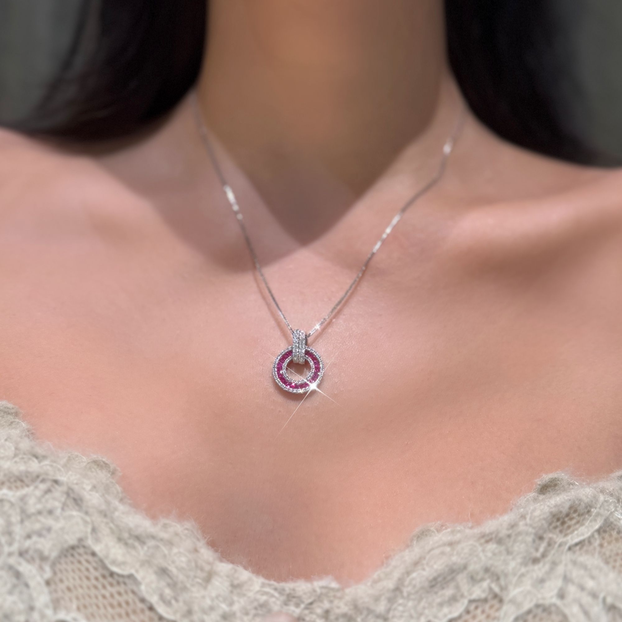 QANNA【无边镶】【红色甜甜圈】天然宝石轻奢时尚钻石吊坠（不含链）AF