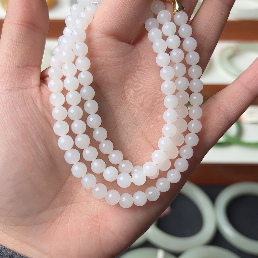 和田玉未镶嵌项链