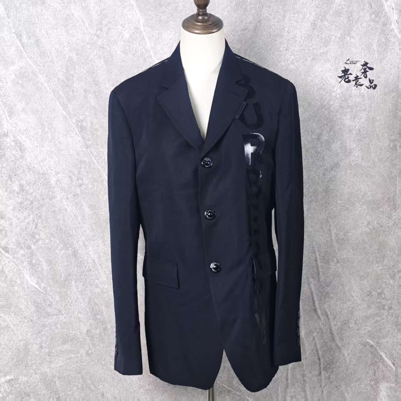 99新 BURBERRY/博柏利  海囤K/巴宝莉上衣/48s码/css26759