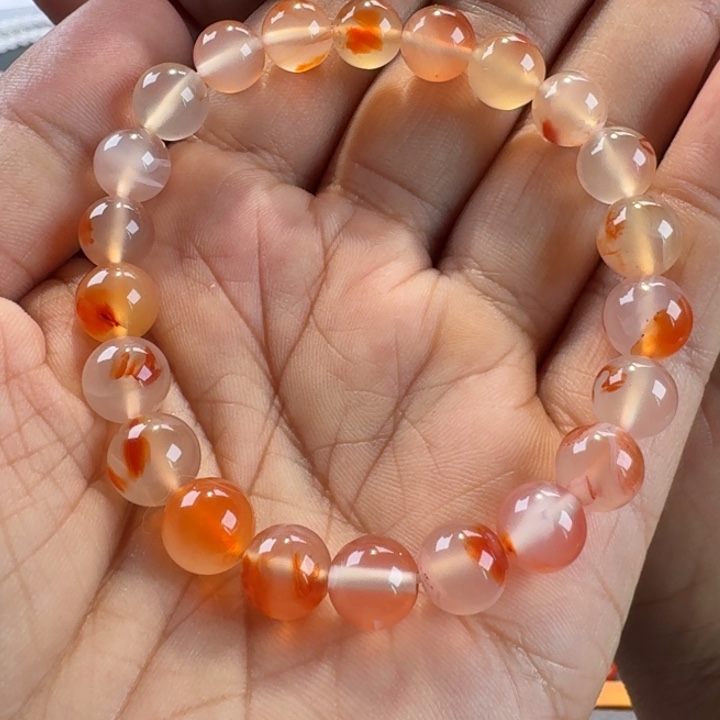 南红玛瑙飘花单圈未镶嵌