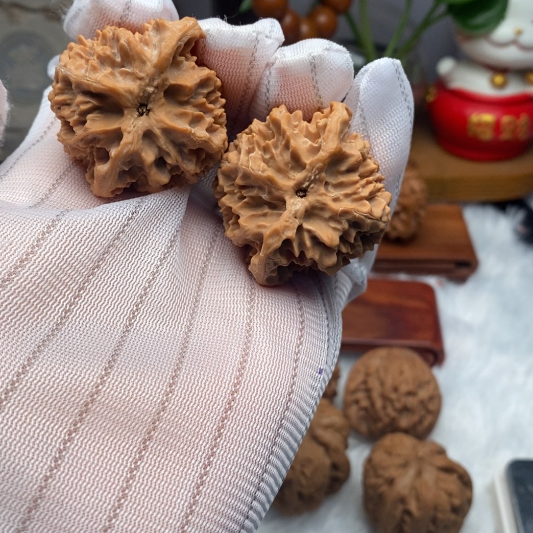 ～***～吊坠文玩核桃40尺寸苹果园