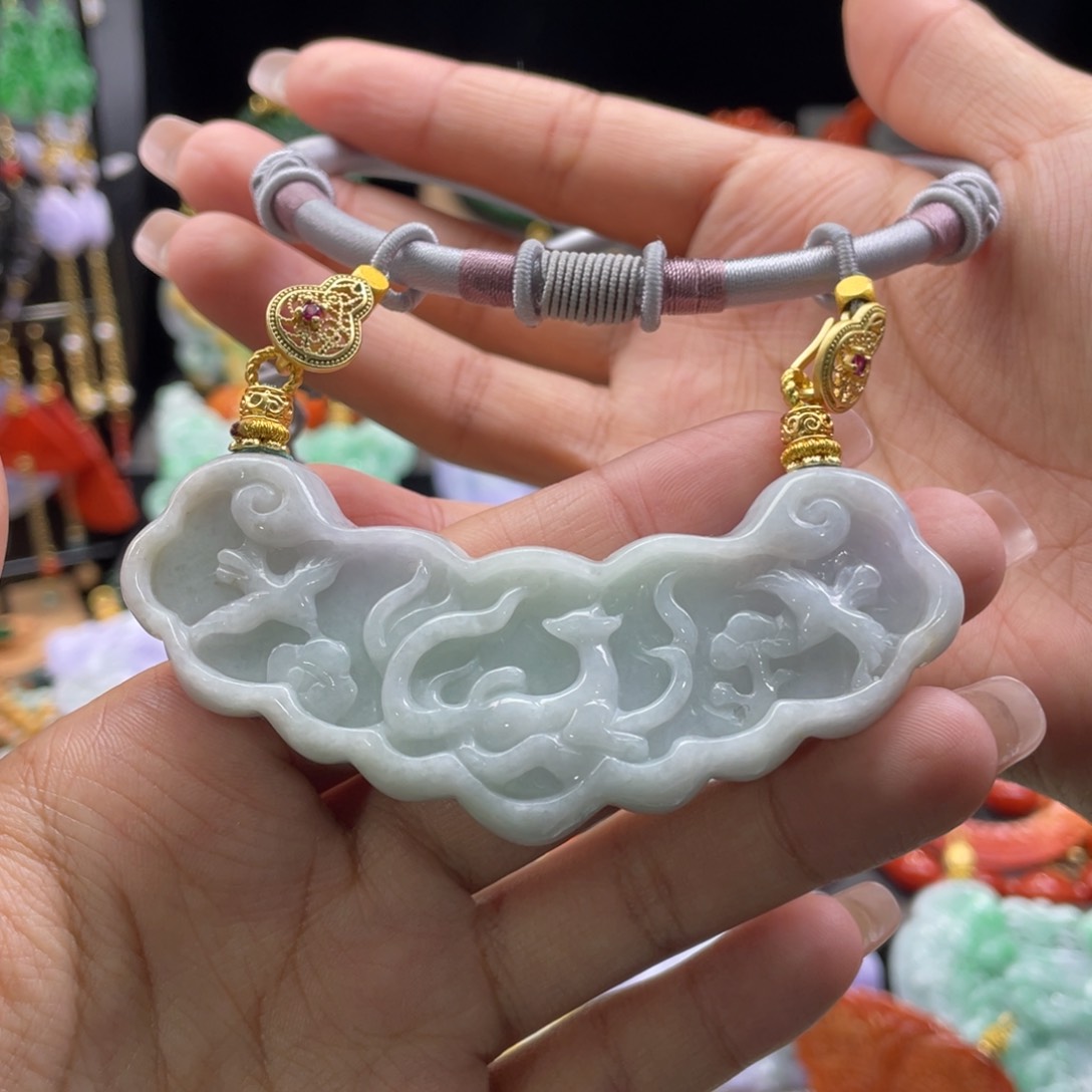 翡翠颈饰未镶嵌代编织