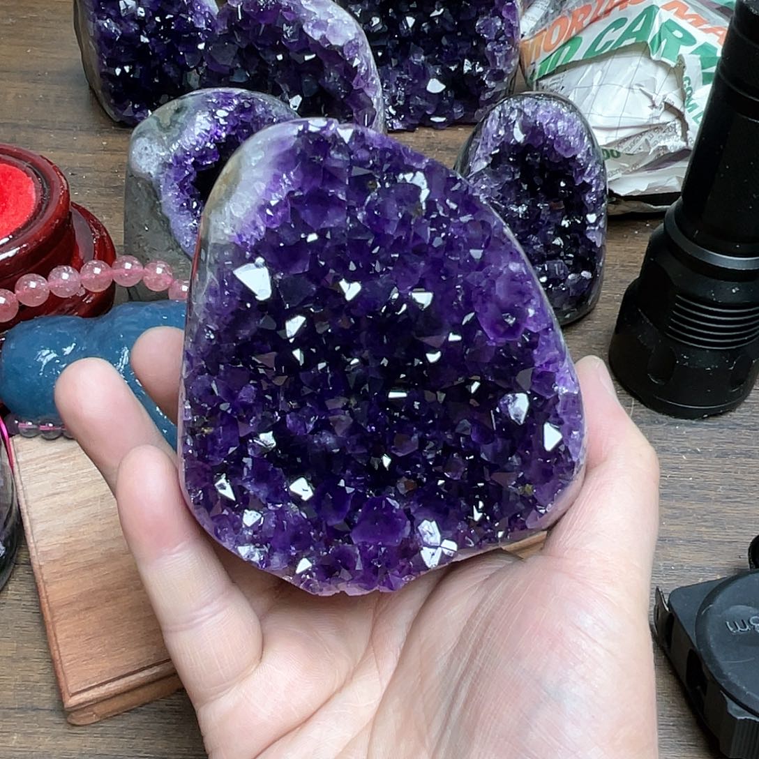 紫晶大型摆件（非配饰）未镶嵌