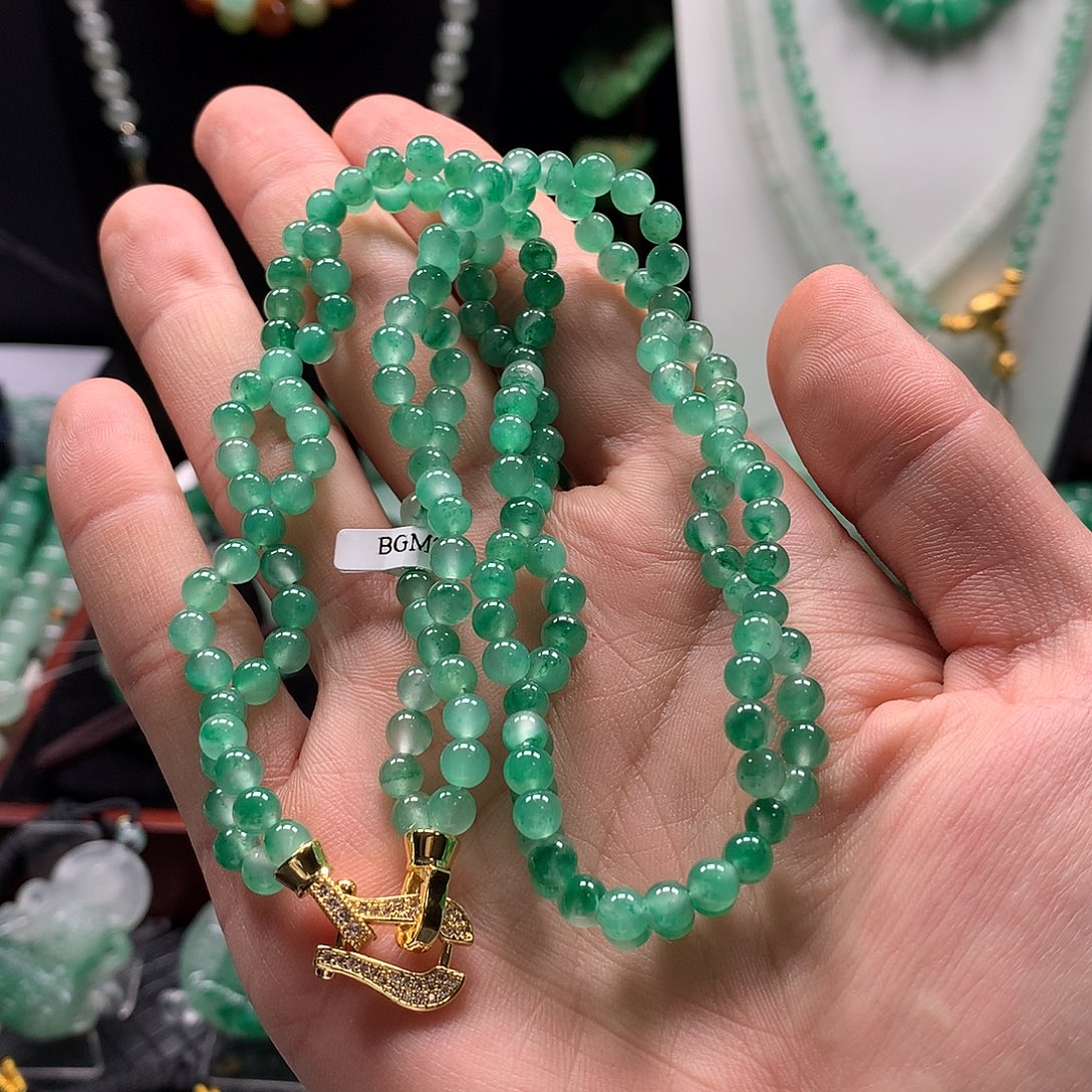 石英质玉未镶嵌项链