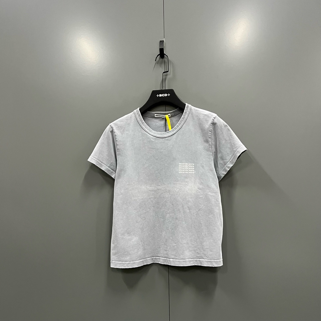 95新 Alexander McQueen/亚历山大·麦昆 浅灰色水洗logo短袖