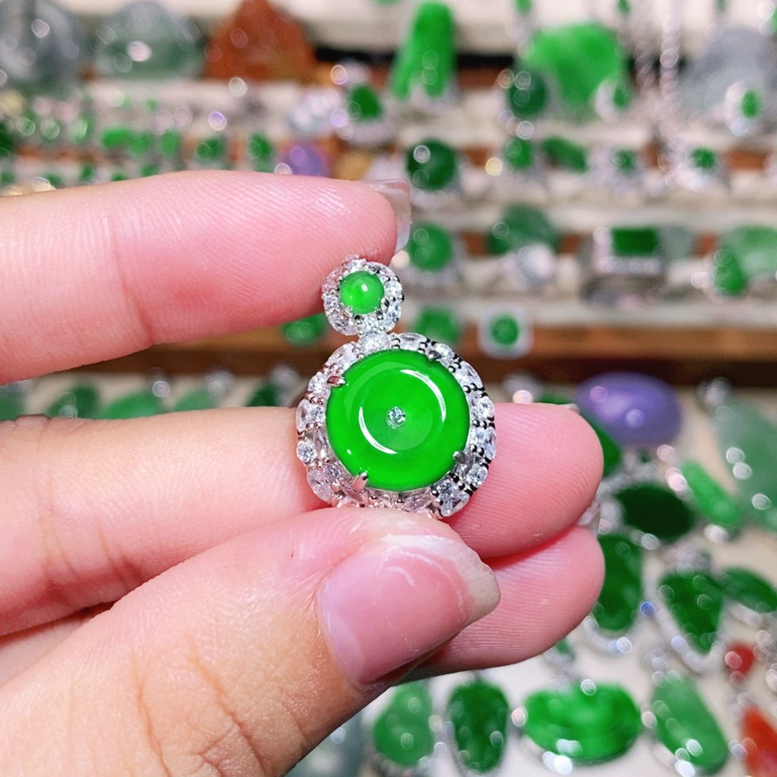 【闪购商品】未镶嵌挂件翡翠裸石