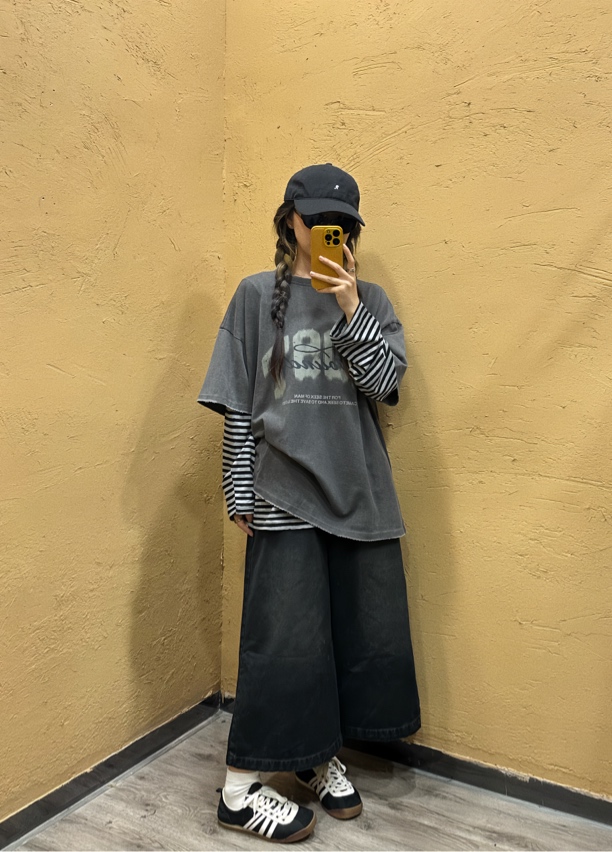 复古长袖吸汗简约拼接T恤韩版字母圆领宽松型百搭老钱风女装上衣