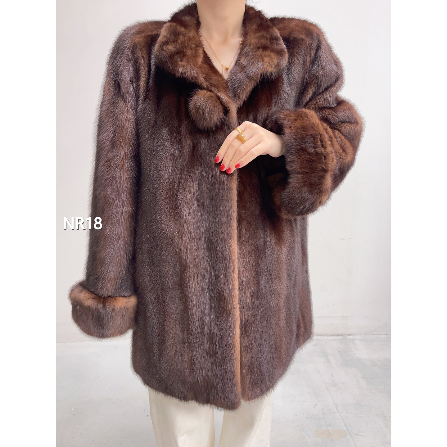 【NR18】2XL 焦糖棕中长款全抽水貂（肩43胸116衣79袖62）16018