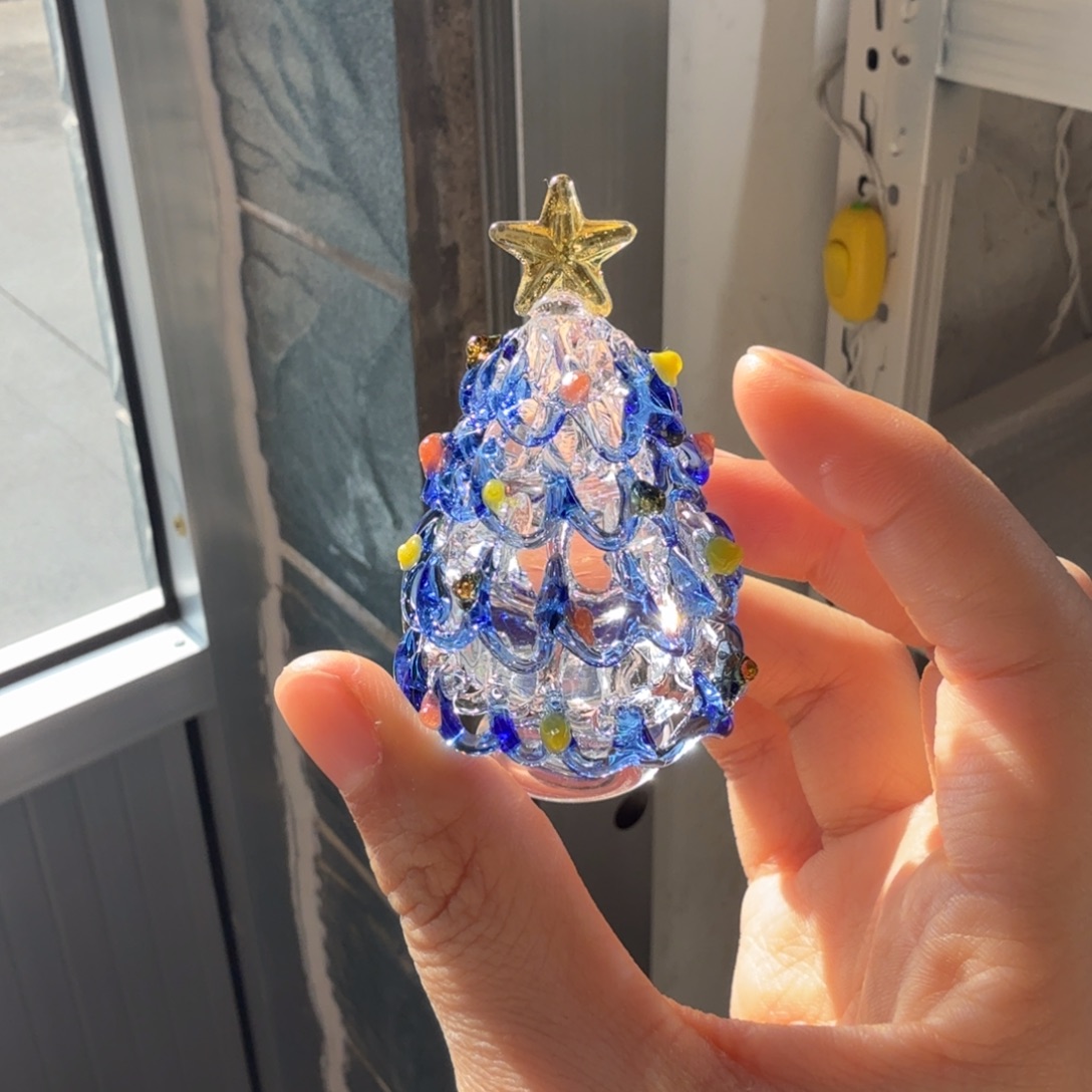 琉璃手工艺品透蓝色实心