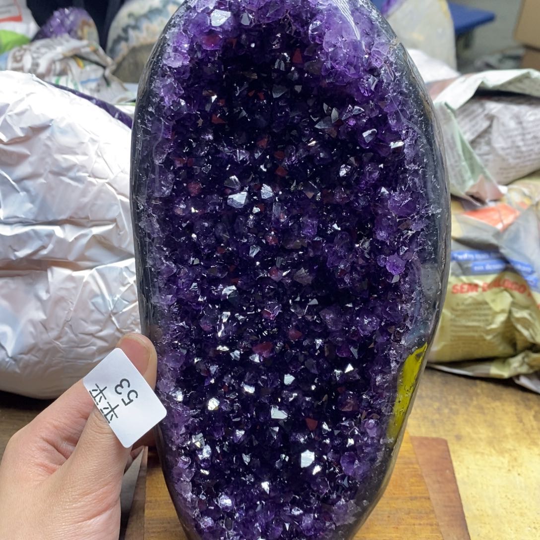 紫晶乌拉圭未镶嵌