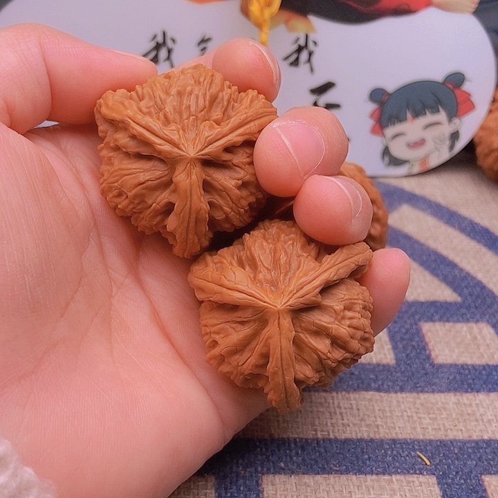 吊坠文玩核桃人**戏三棱