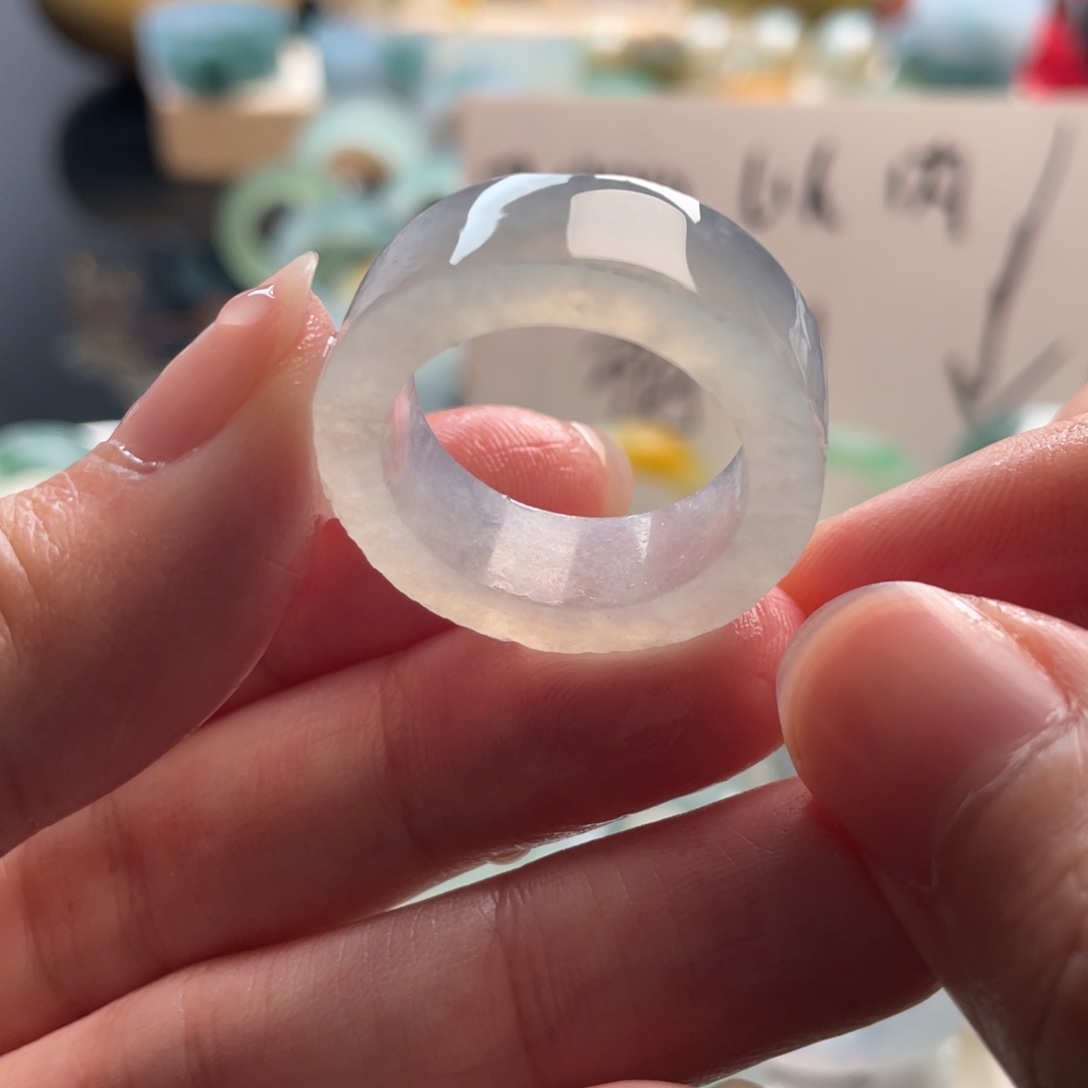 定制翡翠未镶嵌戒指