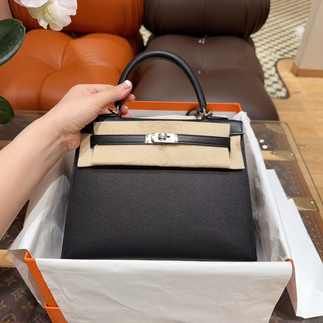 未使用 Hermes/爱马仕 kelly 25 黑银 E皮 W刻 刚出柜柜5月票 