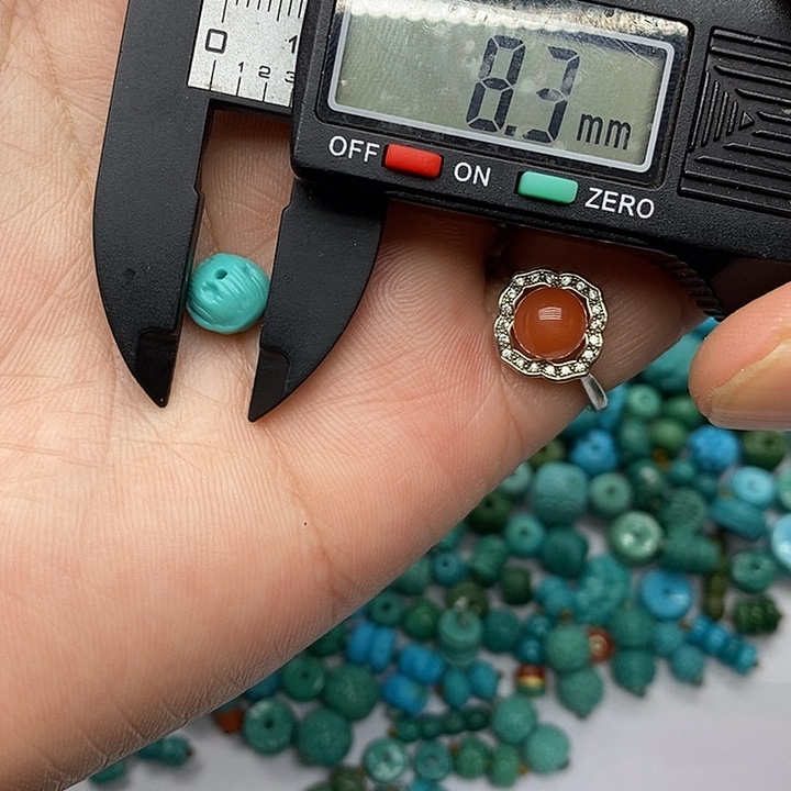 南红玛瑙未镶嵌珠宝奇石