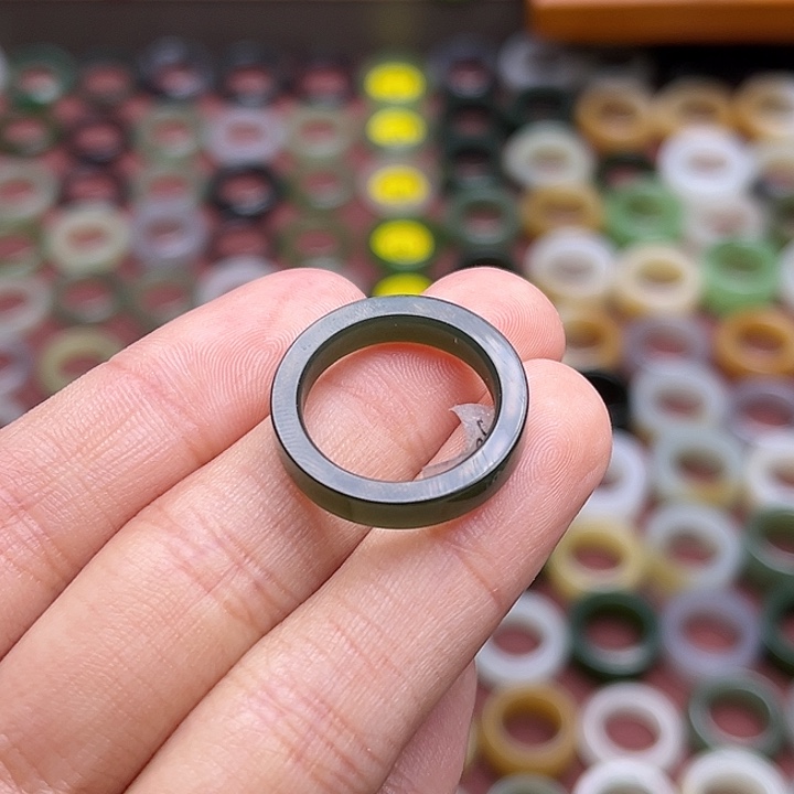 和田玉戒指未镶嵌13码青玉