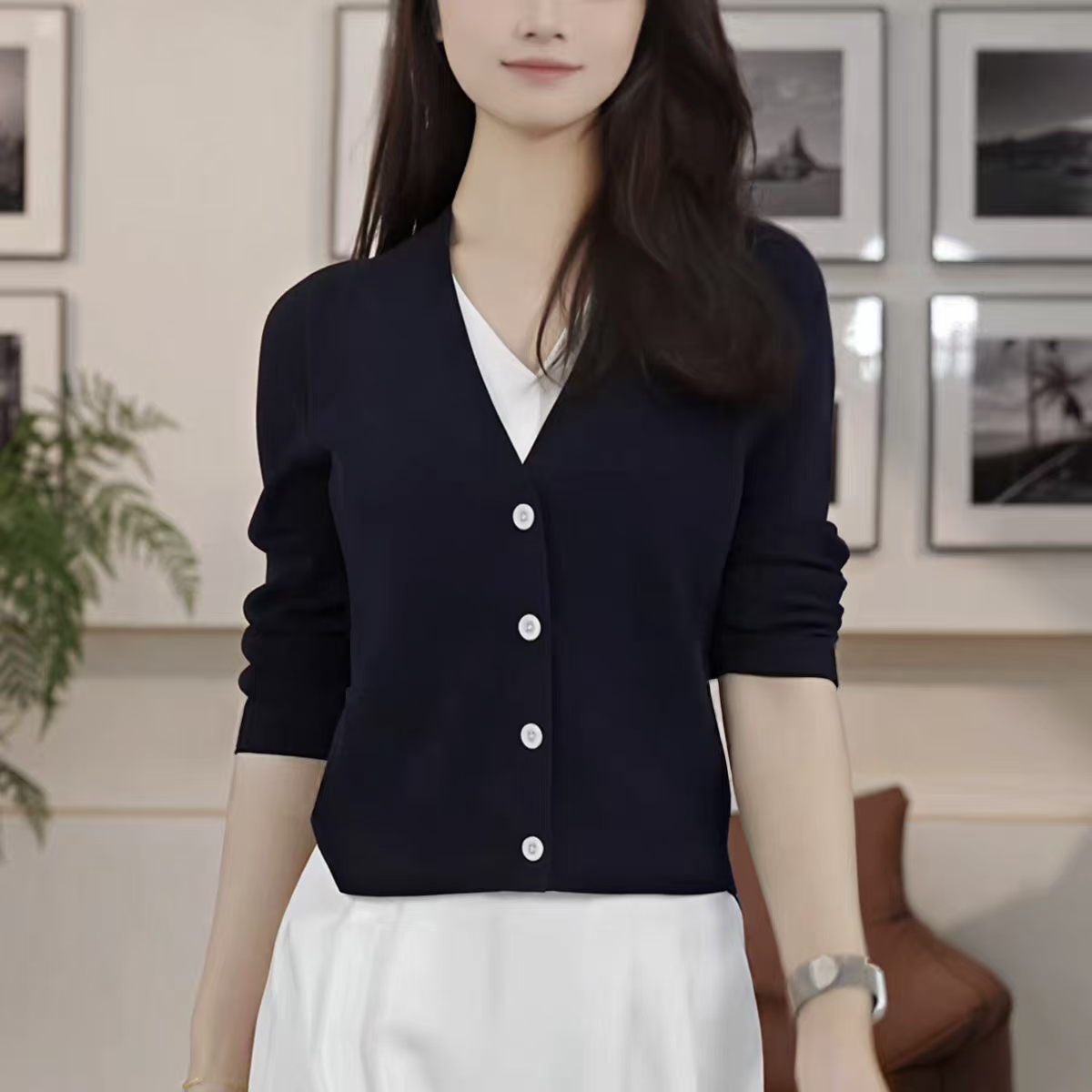 大码秋冬季新款女装时尚简约气质通勤假两件V领长袖针织开衫