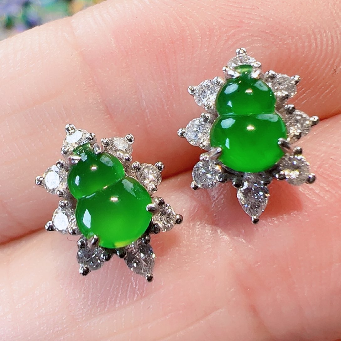 翡翠耳饰18K金镶嵌签收后24小时鉴赏期