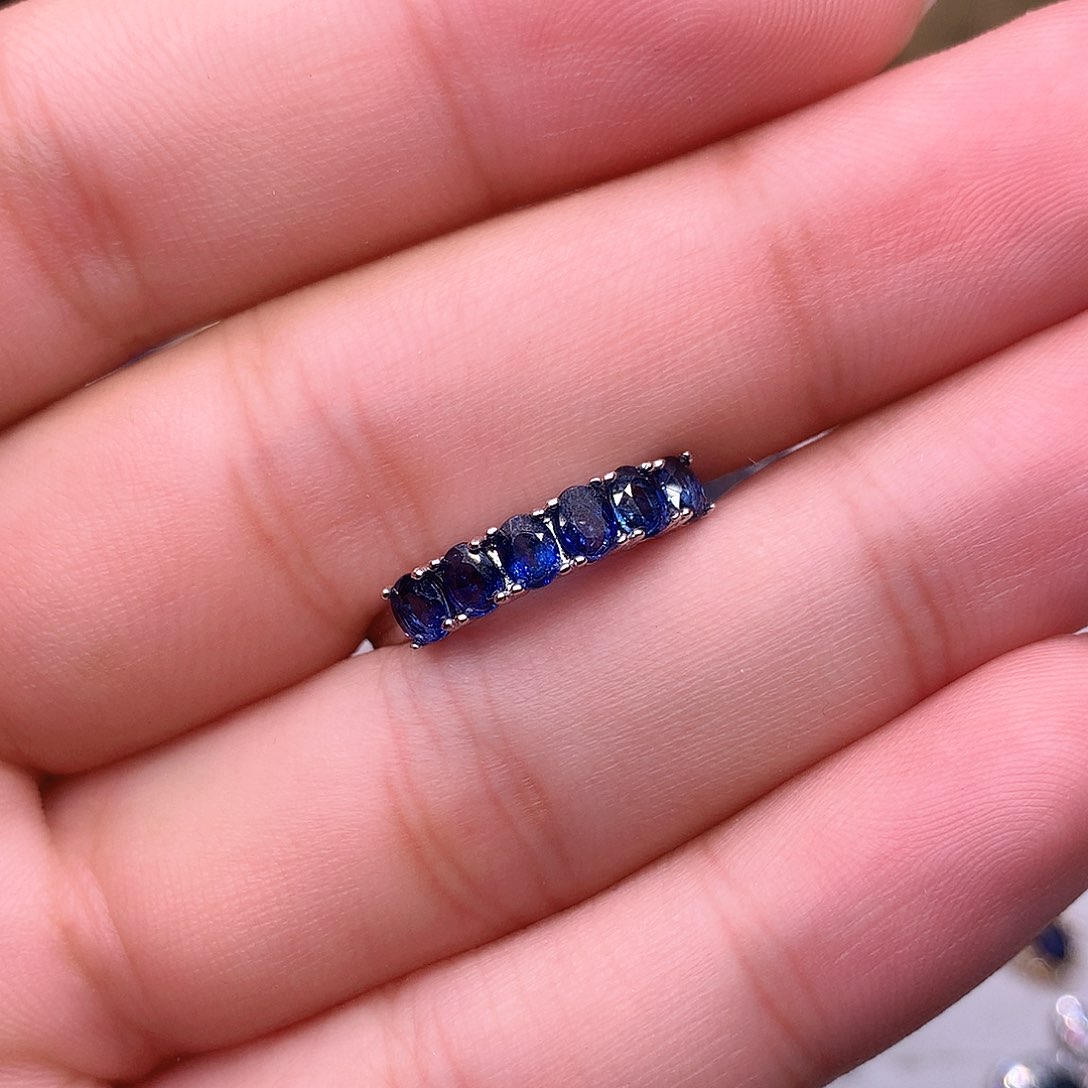 蓝宝石戒指银S925镶嵌