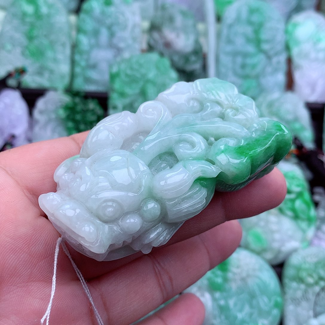 翡翠吊坠(不含链)未镶嵌