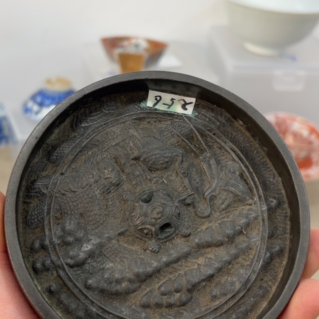 瓷片非常好看漂亮的物品 