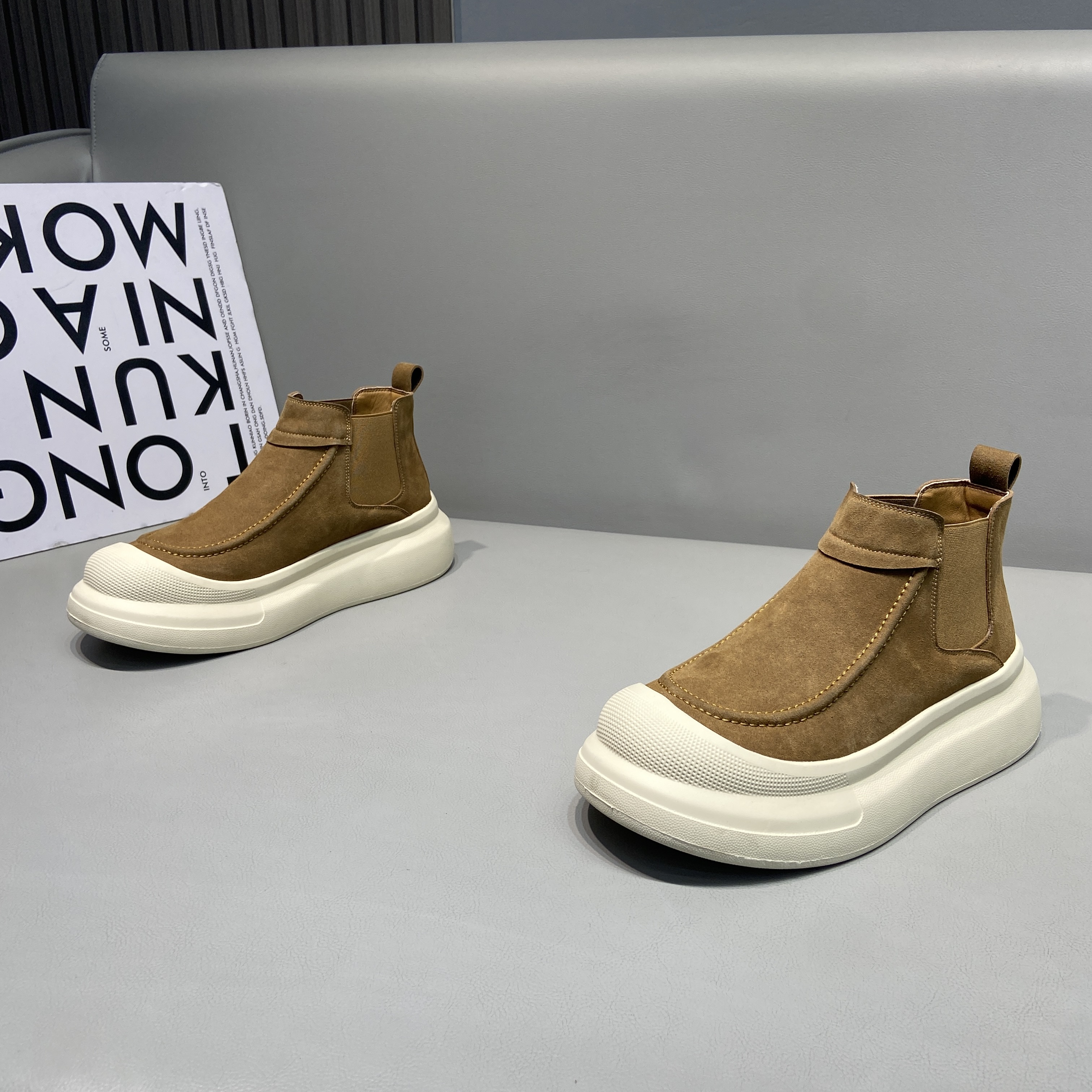 高帮男鞋冬季新款马丁靴加绒保暖一脚蹬棉鞋厚底增高大头鞋男潮鞋