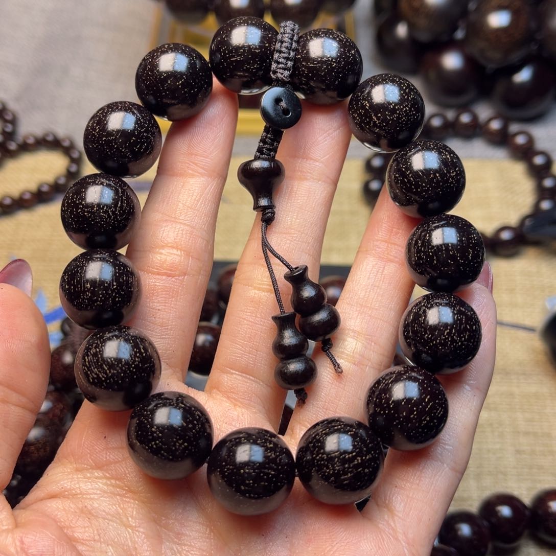 檀香紫檀（小叶紫檀）轻***雪1.5爆星