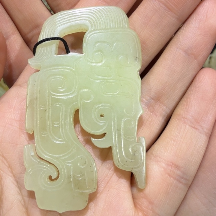 泱***夏和田玉未镶嵌挂件