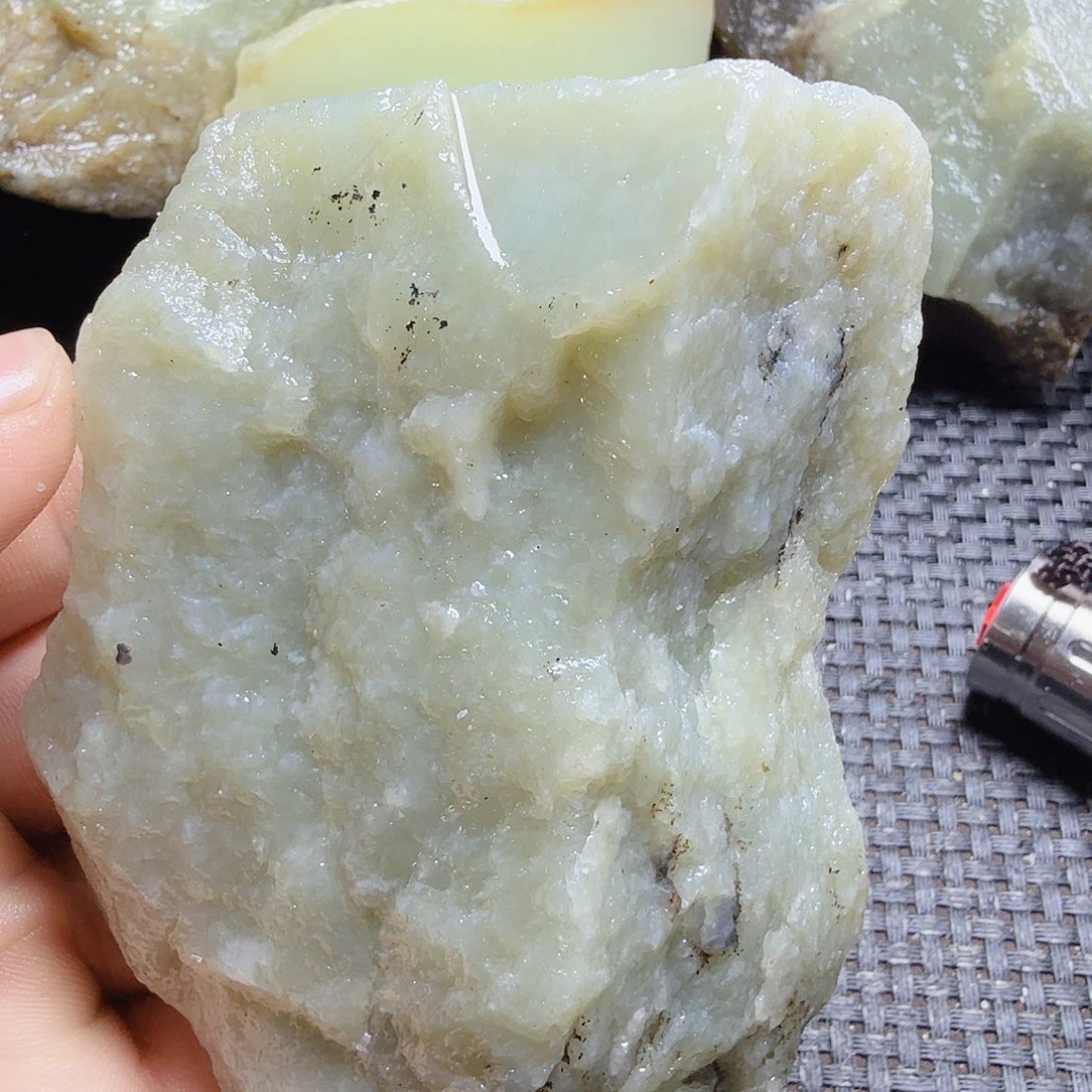 和田玉（糖玉）未镶嵌珠宝半成品