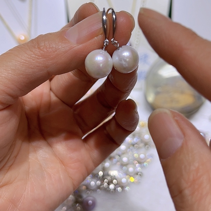 淡水珍珠白珠耳钩银色银S925镶嵌