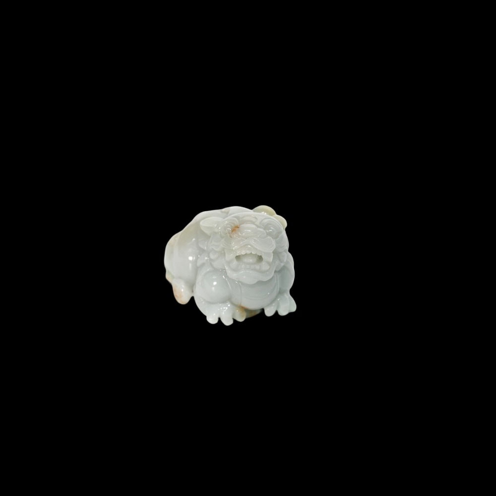 吞金瑞兽翡翠吊坠 55.6×36.1×39.3mm重约115.72g（带标签）