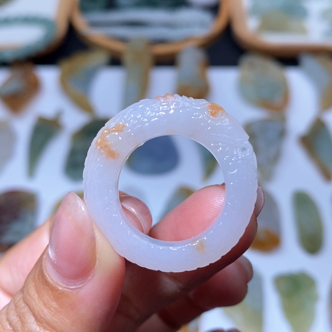 定制翡翠未镶嵌蛇戒