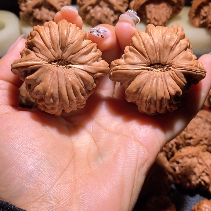 文玩核桃把件雪****849全品华坤龙