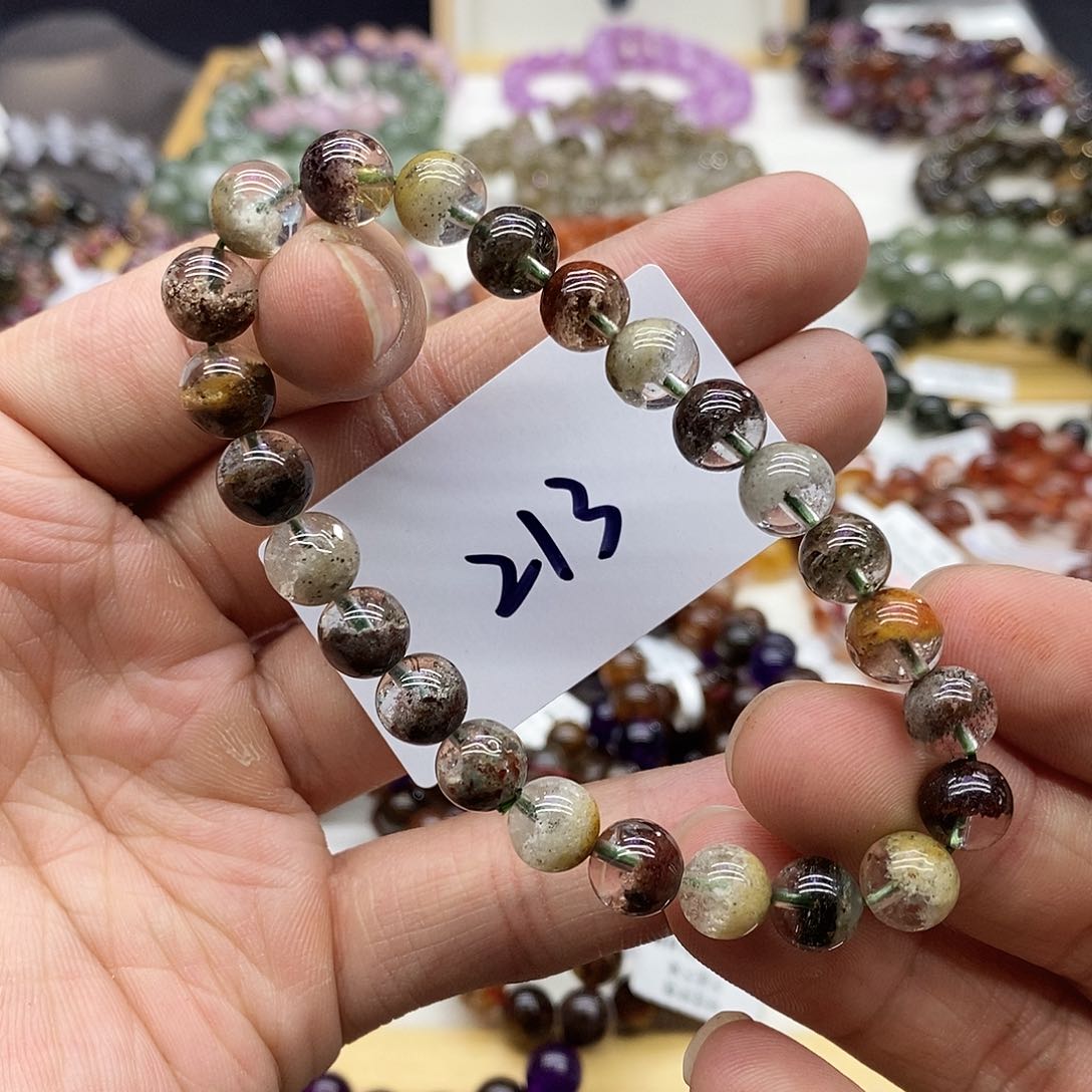 水晶手串未镶嵌天然