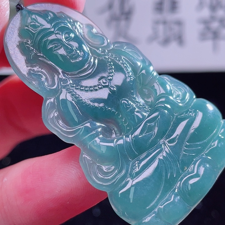 翡翠颈饰未镶嵌999999999