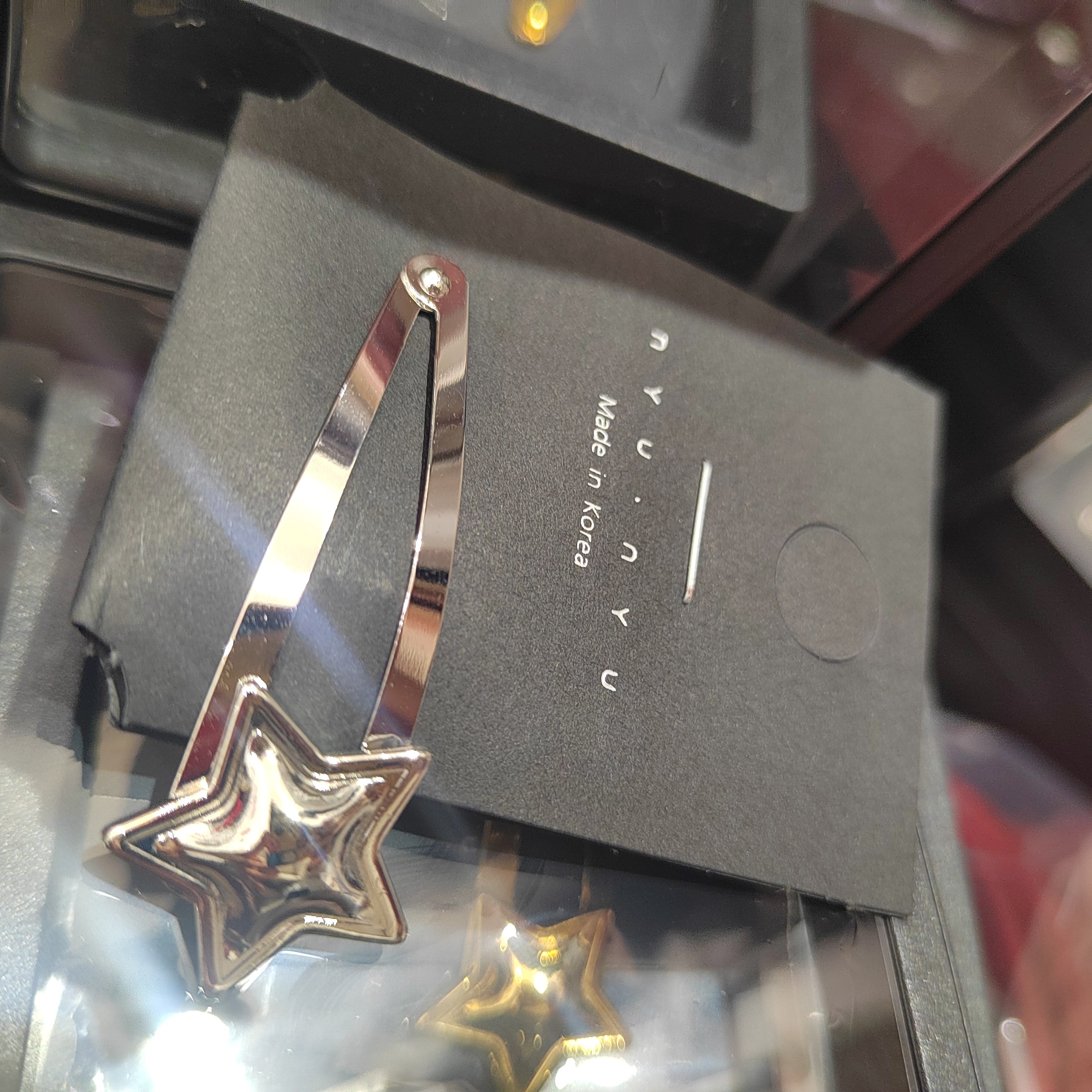 唐小悠  银色星星发夹