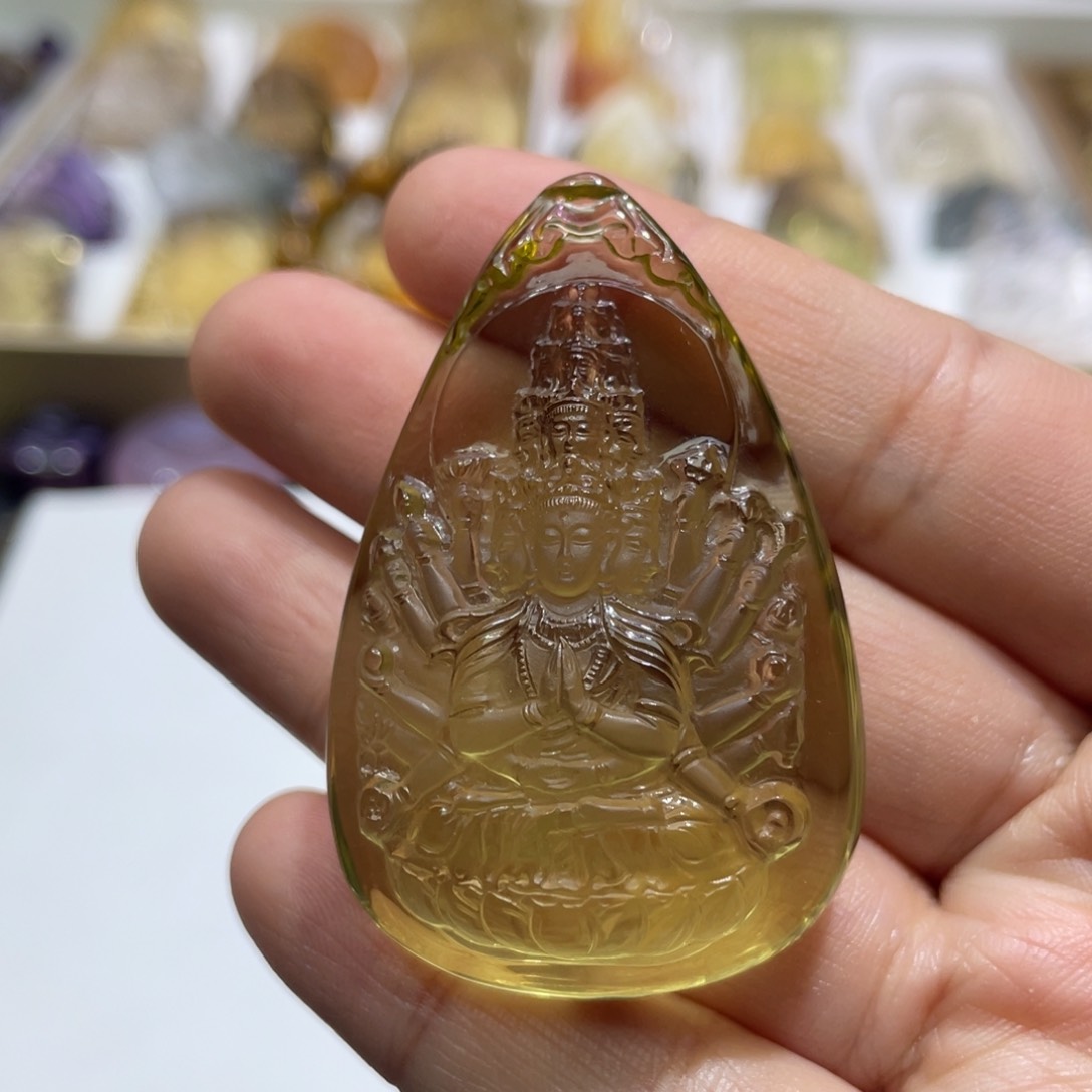 水晶颈饰未镶嵌且***康定制